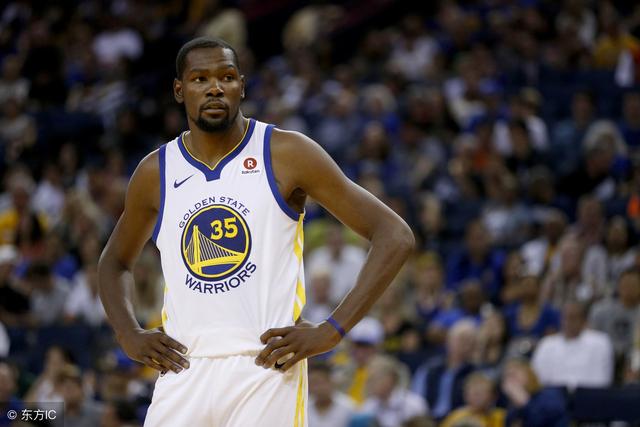 周鹏19分深圳不敌广东 洛夫顿43+18上海胜天津