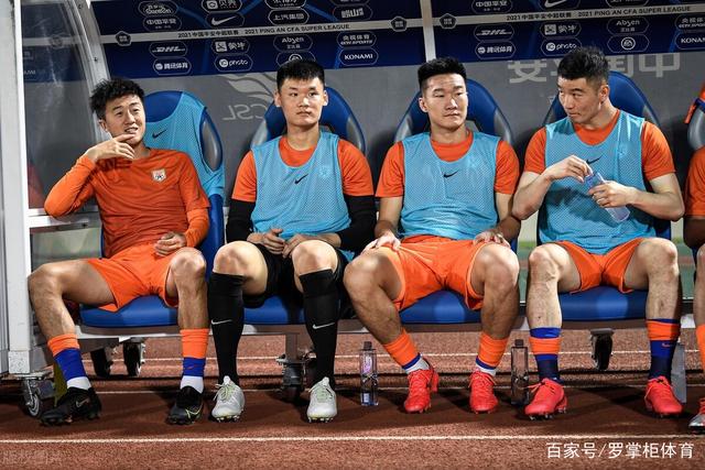 詹姆斯31+10库里38分里夫斯绝杀 湖人险胜勇士